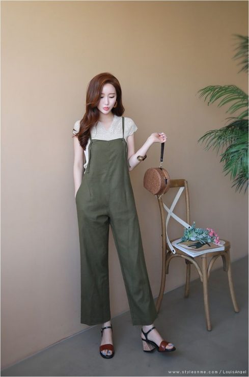 連身褲穿搭　嬌小女孩